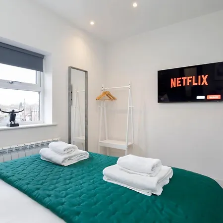 Luxury Bishopthorpe Road 1 Sleeps Up To 6 Apartment York