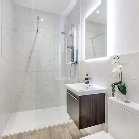 Luxury Bishopthorpe Road 1 Sleeps Up To 6 * York